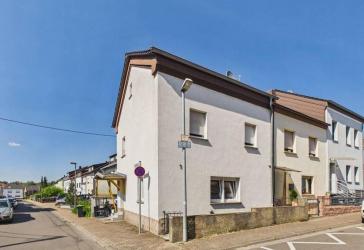 Vorschaubild Reihenendhaus