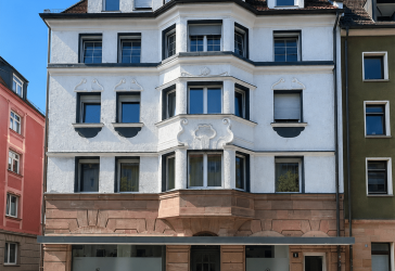 fürstliche 3-Zimmer Wohnung mit Charakter
