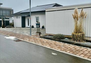 Ihr Traumhaus im Grünen – moderner Bungalow am Donautal