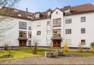 Gut geschnittene Etagenwohnung - leerstehend und sofort gestaltbar