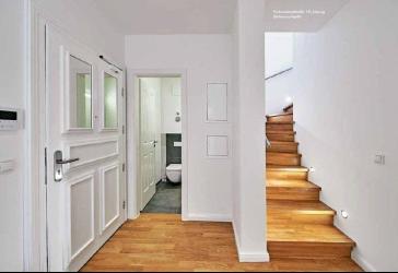 ++ Maisonette Traum im sanierten Erstbezug mit Balkon, Dachterrasse, Wohnküche, Parkettfußboden, 3 Bäder, Ankleide, Außenstellplatz ++