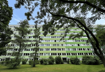 Helle und charmante 4-Zimmer-Wohnung mit Westloggia und Blick ins Grüne in München-Johanneskirchen