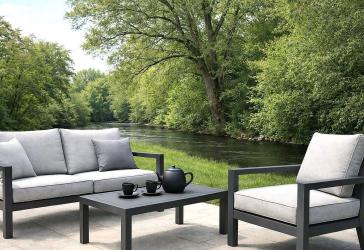Wohnen an der Würm – Exklusives Designhaus in absoluter Ruhelage in München-Allach