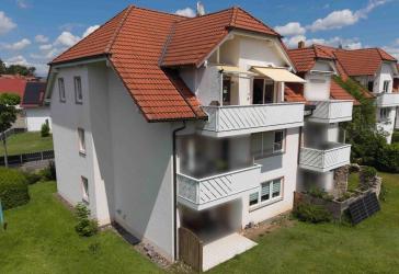 Gepflegte 3-Zimmer-Dachgeschosswohnung mit Garage in schöner Ortslage von Bad Rodach