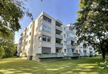 Viel Platz, viele Möglichkeiten - vermietete 5-Zimmer-Wohnung mit 2 Balkonen in Laatzen!