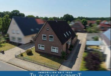 Großzügiges Ein-/Zweifamilienhaus mit vielseitigen Nutzungsmöglichkeiten in attraktiver Wohnlage