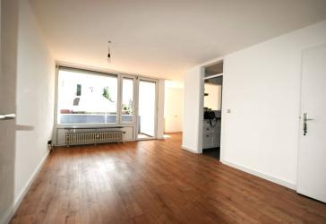 Lichtdurchflutet & gepflegt: 2-Zimmer-Wohnung mit Balkon & EBK
