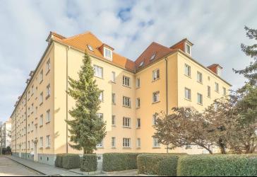JETZT KAUFNEBENKOSTEN EINSPAREN! ERSTKLASSIGE 3 ZI. DG-WOHNUNG IN BEGEHRTER LAGE - UNWEIT ZUR ELBE
