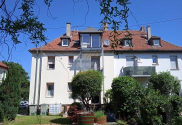 Sanierter Dachgeschoss-Traum: 3-Zimmer-Wohnung mit Balkon in Bad Kreuznach