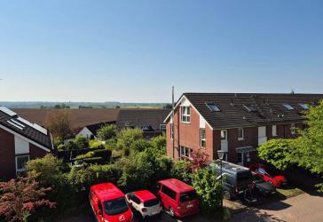 Familienfreundliche 4 - Zimmer-Wohnung mit Panoramablick