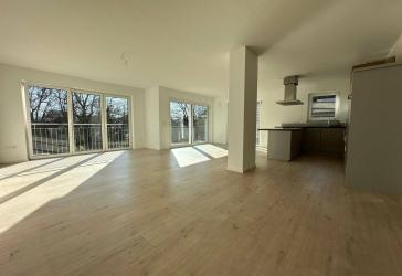 Exlusive 4,5 Zimmer Wohnung im Herzen von Crailsheim, Balkon, Einbauküche, Tiefgaragenstellplatz
