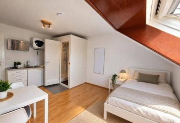 Urbanes Mikroapartment mit Weitblick in Stuttgart-Mitte - 17,2 m²