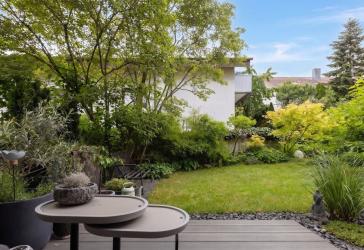 Wohnoase- sanierte 2 Zimmerwohnung mit Garten