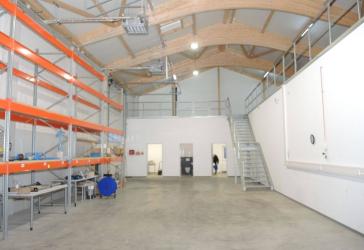 Lager-oder Produktionshalle 468 m² (bis zu 778 m²), Nähe A66, Beheizt