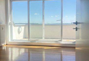 Galeriewohnung zum Wohlfühlen mit schöner Aussicht. Licht. Weite. Natur.