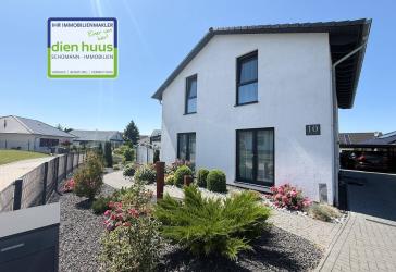 Hoch energieeffizientes, modernes Einfamilienhaus in ruhiger Wohnlage in Neubukow