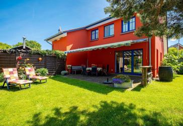 Küstenglück im Ostseebad Wustrow - Charmantes Zuhause mit Ferienflair