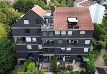 Maisonette mit Kamin und Dachterrasse ? Ihre neue Wohnung über den Dächern von Leverkusen