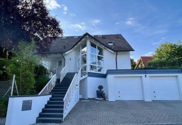 Rarität: frei stehendes Einfamilienhaus im wunderschönen Höllental - provisionsfrei!!!