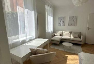 Helles und großes Wg-Zimmer in Stuttgart-West