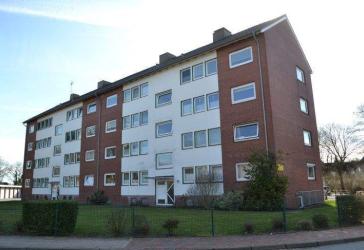Sonnige 3-Zimmer-Wohnung -Hochparterre- mit Balkon in zentrumsnaher Wohnlage in Heide, Kreis Dithm.