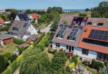 Reiheneckhaus mit Garten und Garage in Toplage: Nur wenige Schritte zur Ostsee in Kühlungsborn