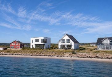 Individuell designtes Traumhaus DIREKT am MEER!