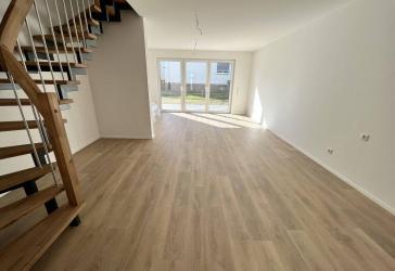 Vorschaubild Reihenendhaus