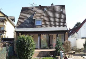 Charmantes Haus mit Garten