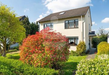 Großzügiges Einfamilienhaus mit viel Potential!