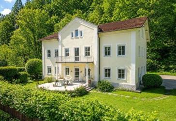 Vorschaubild Mehrfamilienhaus