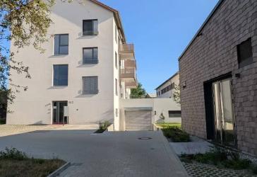 neuwertige 3,5-Zimmer-Wohnung