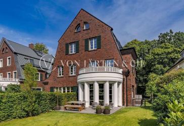 Zeitlose Architektur & exquisite Ausstattung - Eine besondere Stadtvilla!