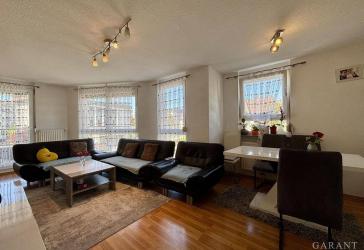 Helle 4 Zimmer-Wohnung mit großzügigem Balkon in Sindelfingen