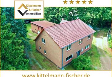 PROVISIONSFREI // Großzügiges Wohnhaus mit vielseitigen Nutzungsmöglichkeiten | 2.176 m² Grundstück