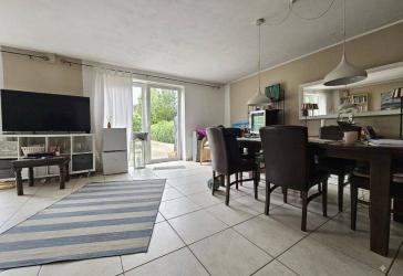 Großzügige 5-Zimmer Erdgeschoss-Wohnung in ruhiger Lage