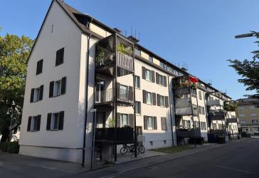 2er-WG zur Neugründung – helle Zimmer, große Wohnküche & Balkon