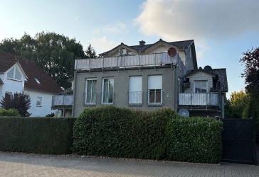 Klimatisierte Penthousewohnung mit 38m² Dachterrasse in zentraler Lage