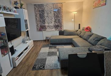 Helle 4,5 Zimmer EG. Wohnung in Böblingen Stadtnah