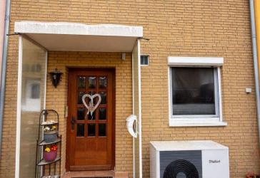 Modernisiertes Reihenhaus inkl. ausgebautem Dachgeschoss, Keller und Garage - provisionsfrei!
