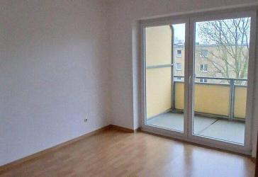 3-Zimmer Wohnung mit großem Balkon in zentraler Lage von Buxtehude