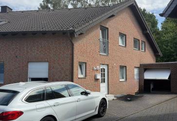 Vorschaubild Reihenendhaus