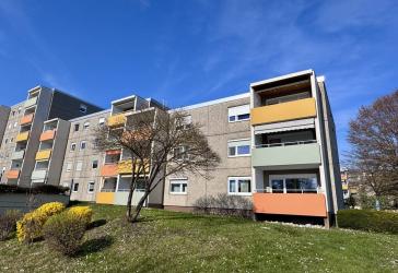 Gepflegte 3-Zimmer-Wohnung mit Balkon und Tiefgaragenbox