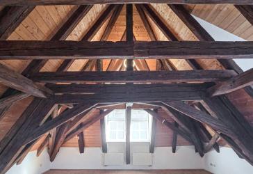 Gemütliche 3 Zimmer-Dachgeschoss-Wohnung im Altbau