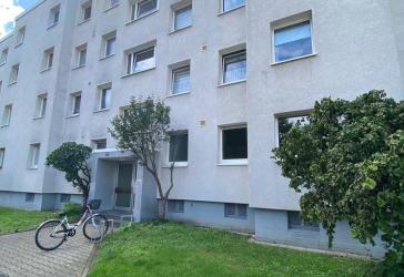 Provisionsfrei: sehr gepflegte 3 Zimmer Wohnung frei ab 01.11. + SOMMERAKTION