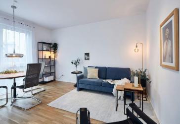RESERVIERT! EINFACH NUR WOHLFÜHLEN! Helle 4-Zi-Eck-Whg. mit gr. Balkon, Tageslichtbad & Gäste-WC!