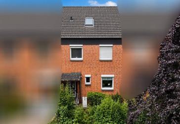 Ihr neues Zuhause mit 5 Zimmern im 'Wohnpark am See' - Empelde - mit Keller, Garage und Spielplatz vor der Tür