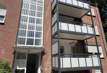 frei ab September - Lichtdurchflutete Wohnung mit großem Balkon