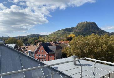 4-Zimmer- Eigentumswohnung in Singen- Stadtmitte - kurzfristig beziehbar! Blick auf den Hohentwiel!