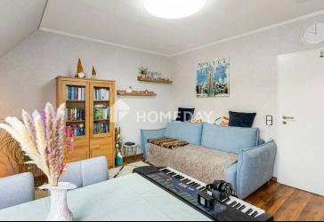 Charmante 2-Zimmer-Dachgeschosswohnung mit Balkon, EBK und Tiefgaragenstellplatz
